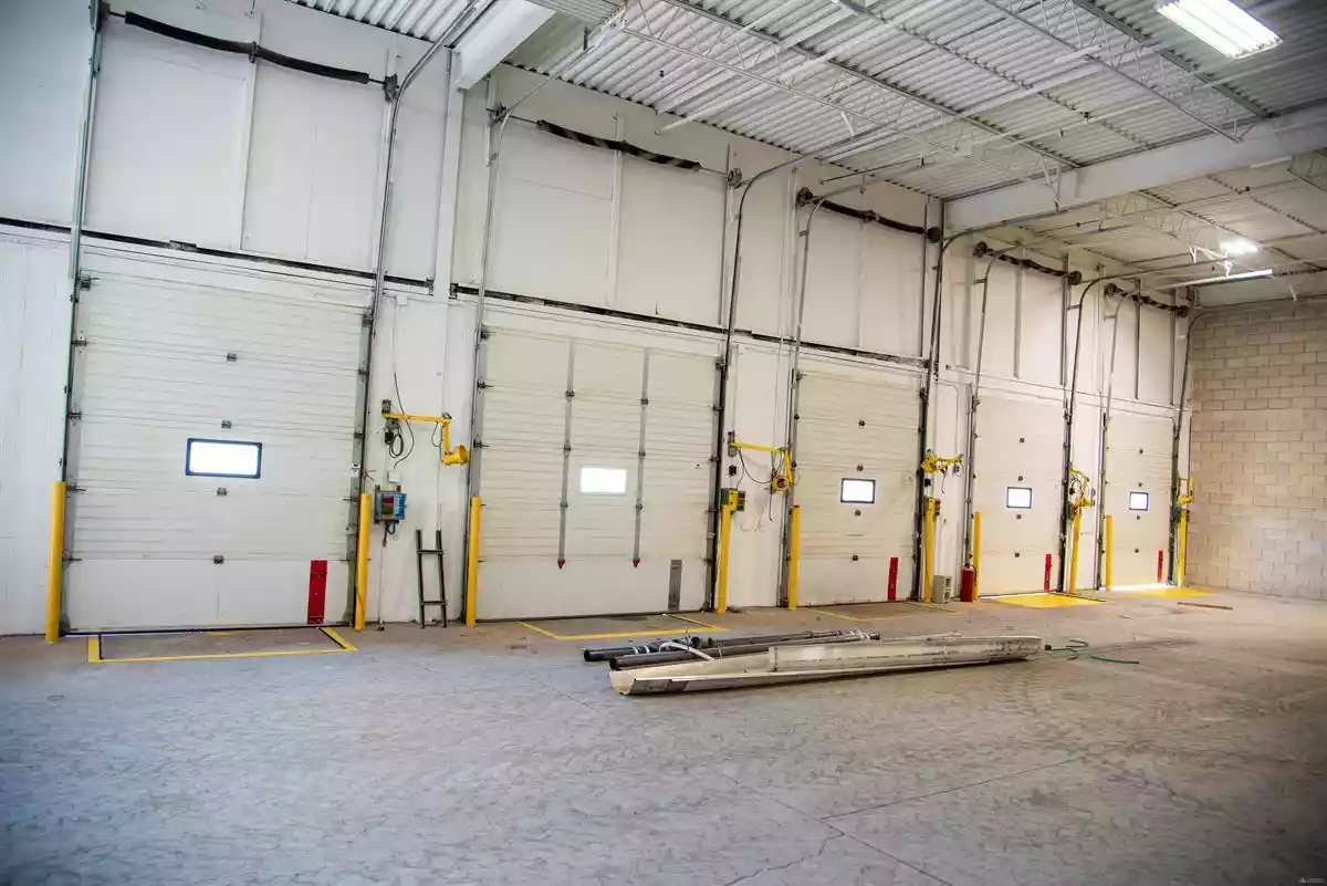 North York - Warehouse/Distribution