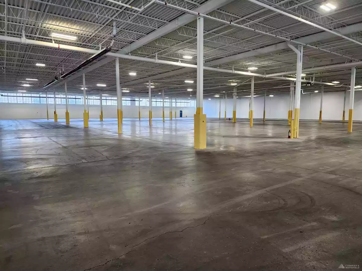North York - Warehouse/Distribution
