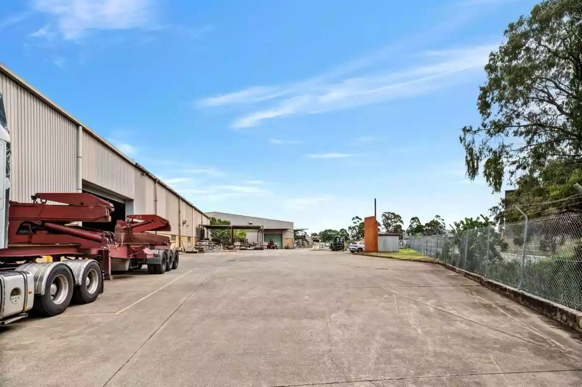 Building 2/1-15 Bennett Street