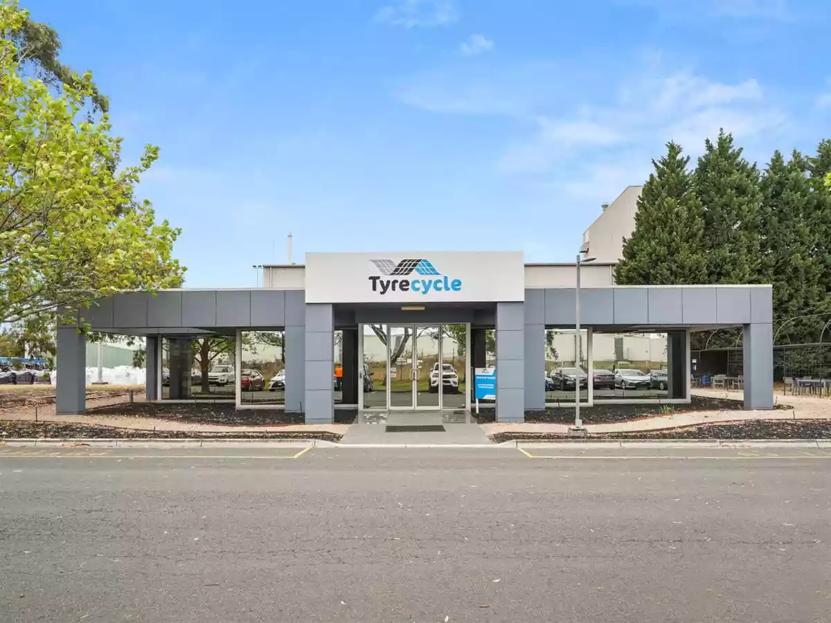 30-56 Encore Avenue