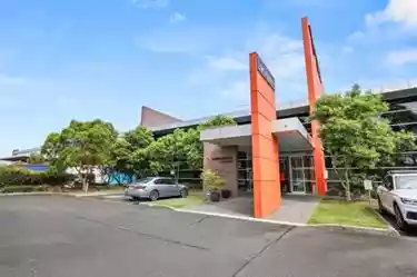 30 Centre Road