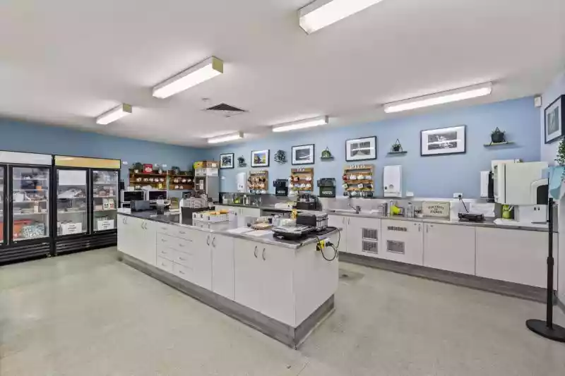 30 Centre Road
