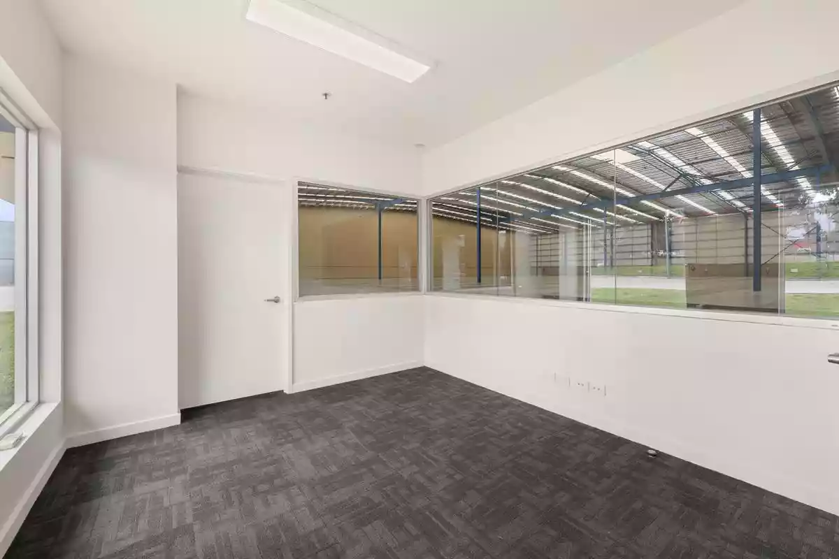 Unit 1/19 Centre Road