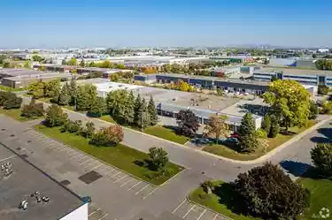 Dorval - Warehouse/Distribution
