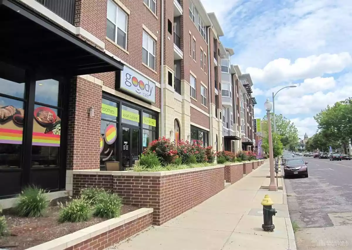St. Louis - Retail