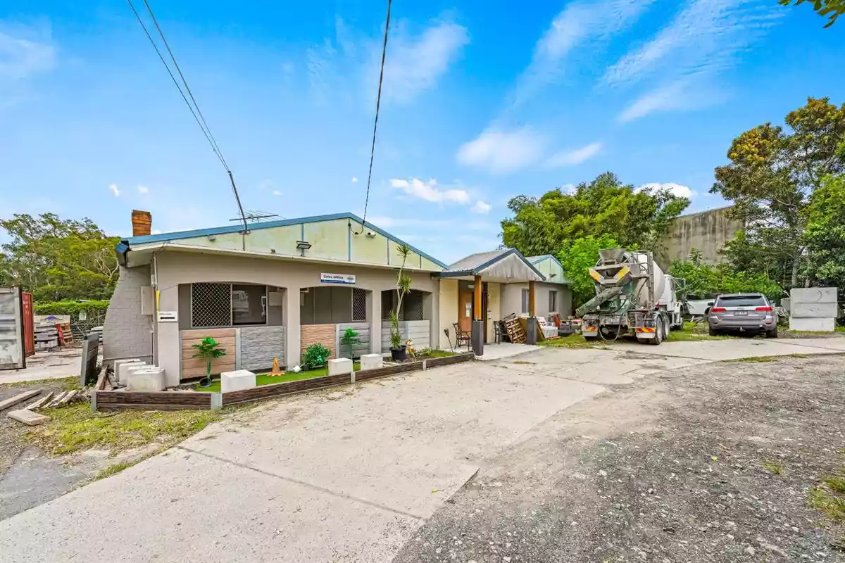 122 Lipscombe Road
