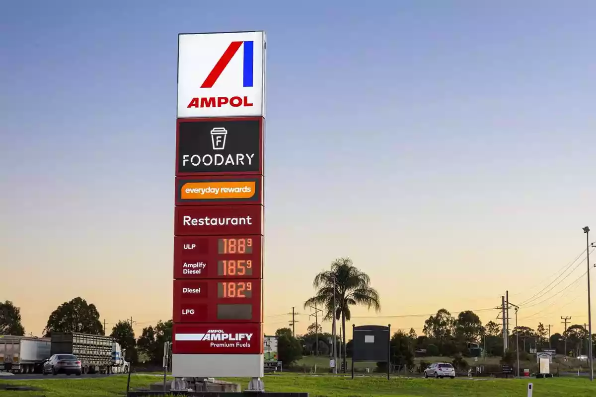 13015 Cunningham Highway