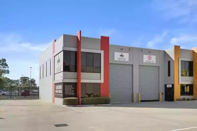 Unit 1/80 Mills Road