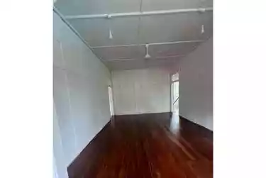Detached House for Rent