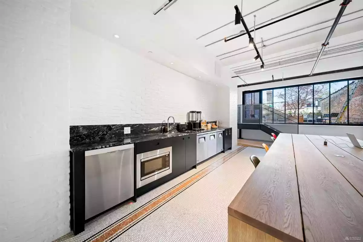 Toronto - Office