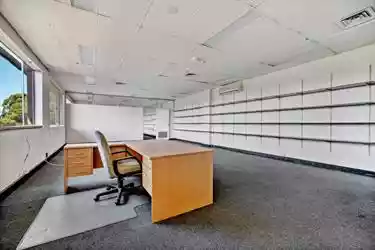 100-104 Adderley Street West