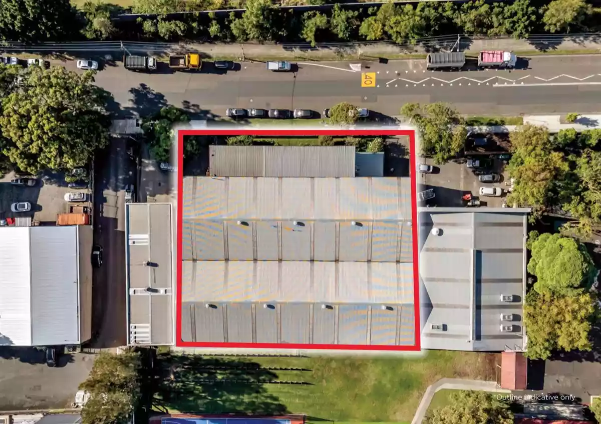 100-104 Adderley Street West