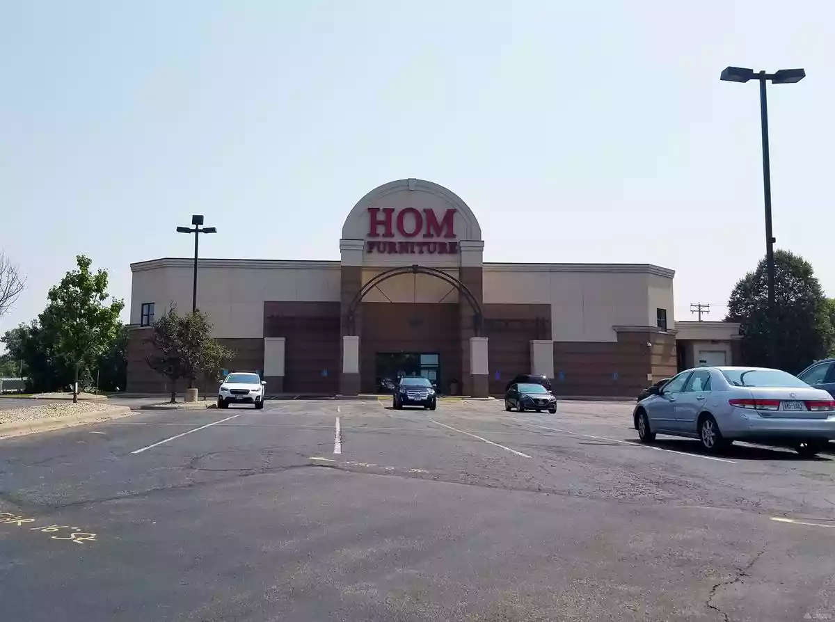 Woodbury - Retail