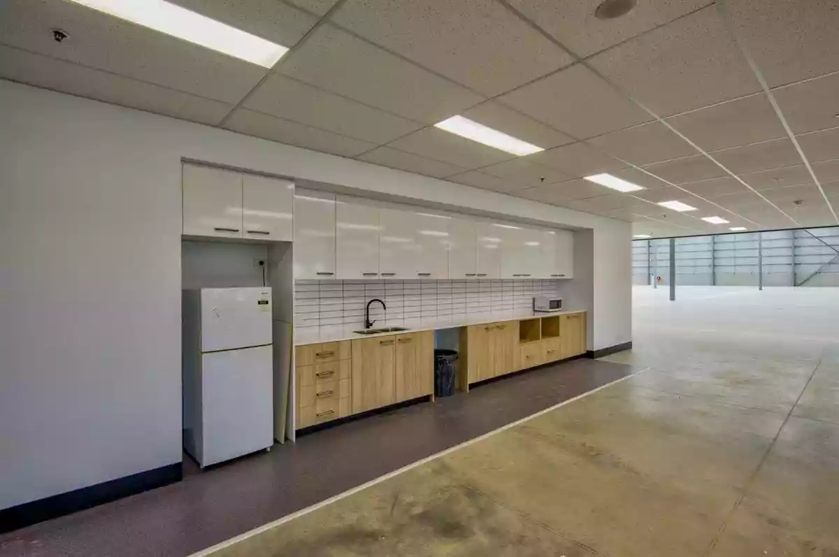 Warehouse 1/63 Jedda Road