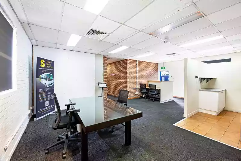 1729 Botany Road