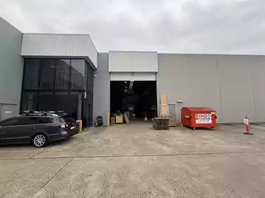Unit 2 & 6/5-7 Deadman Road