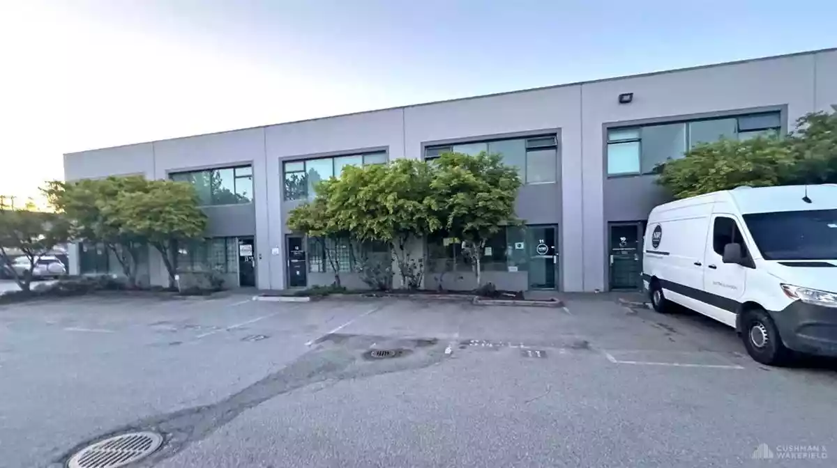 Coquitlam - Warehouse/Distribution