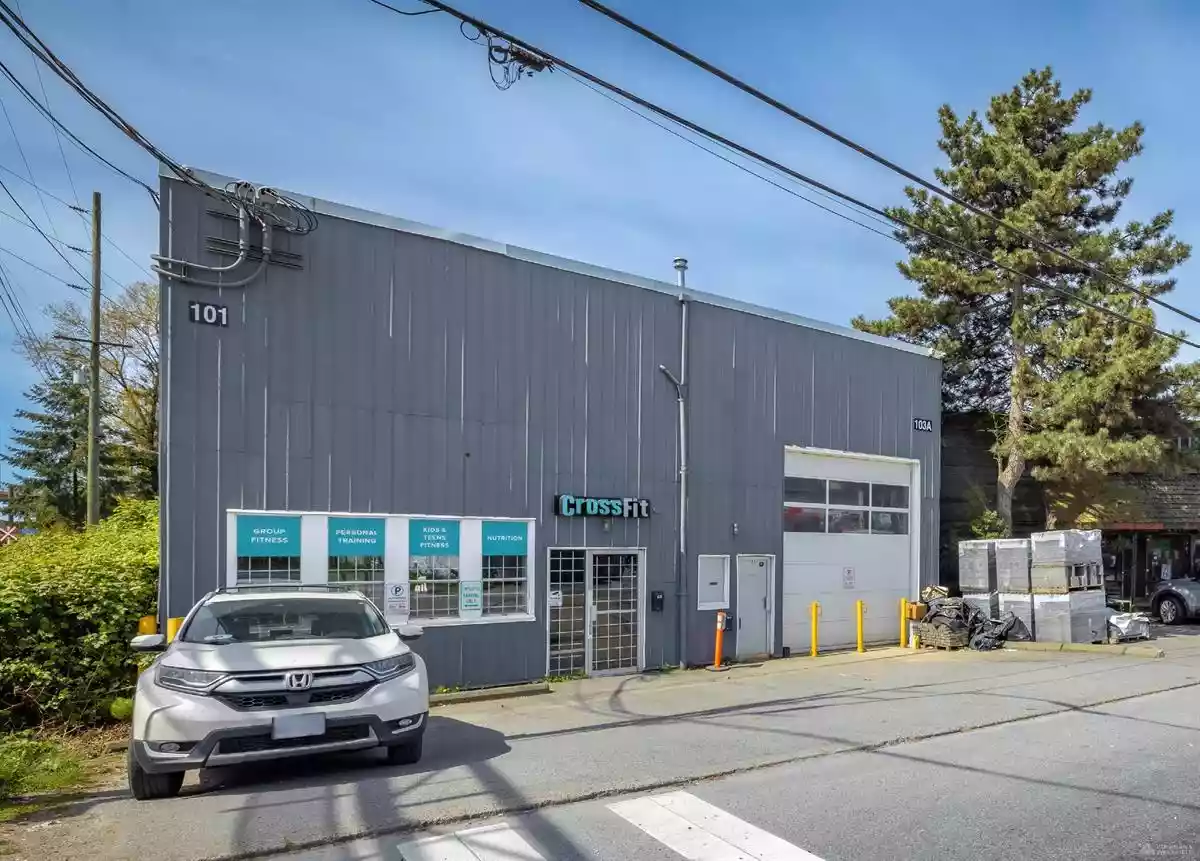 North Vancouver - Manufacturing