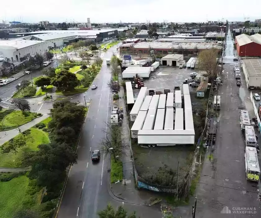 Oakland - Manufacturing