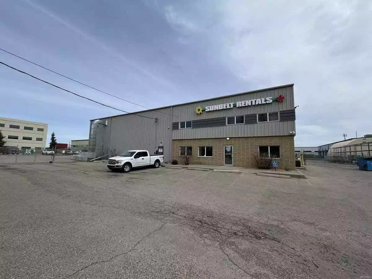 Calgary - Warehouse/Distribution