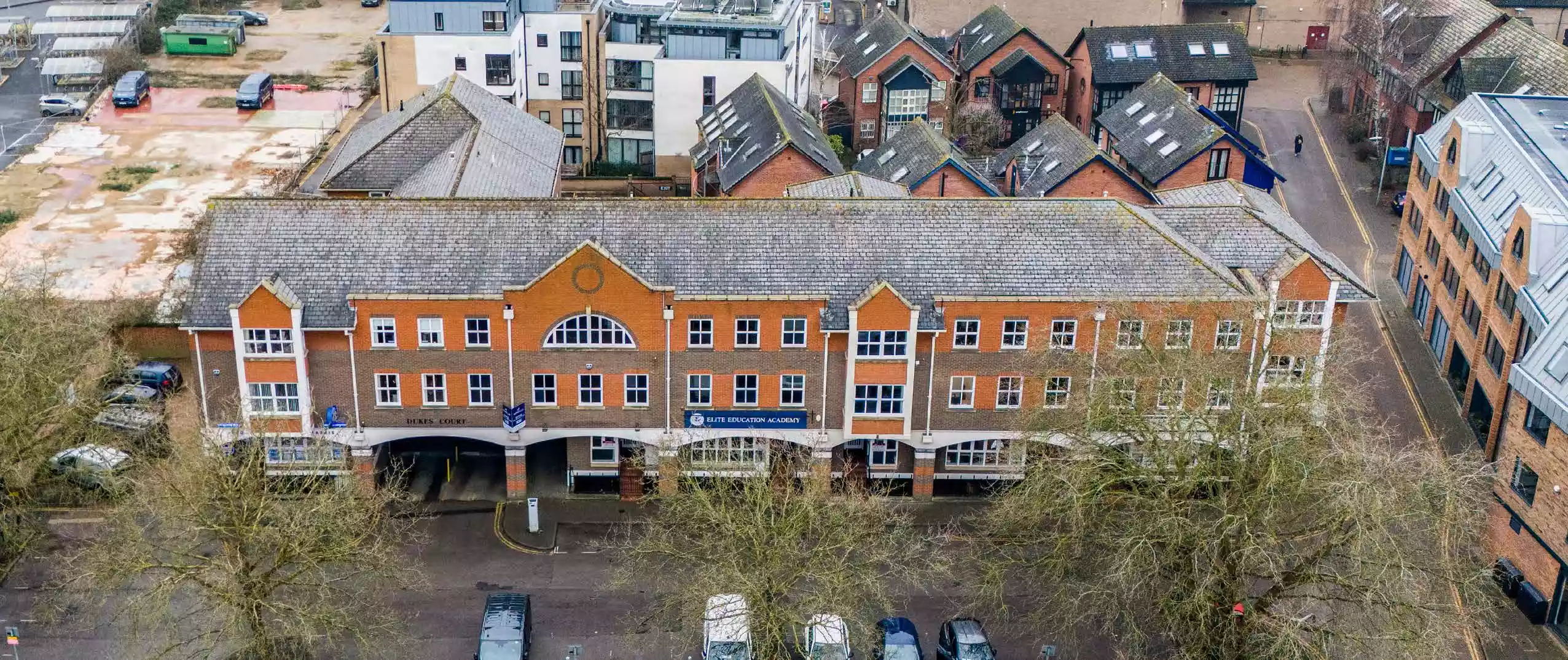 Dukes Court