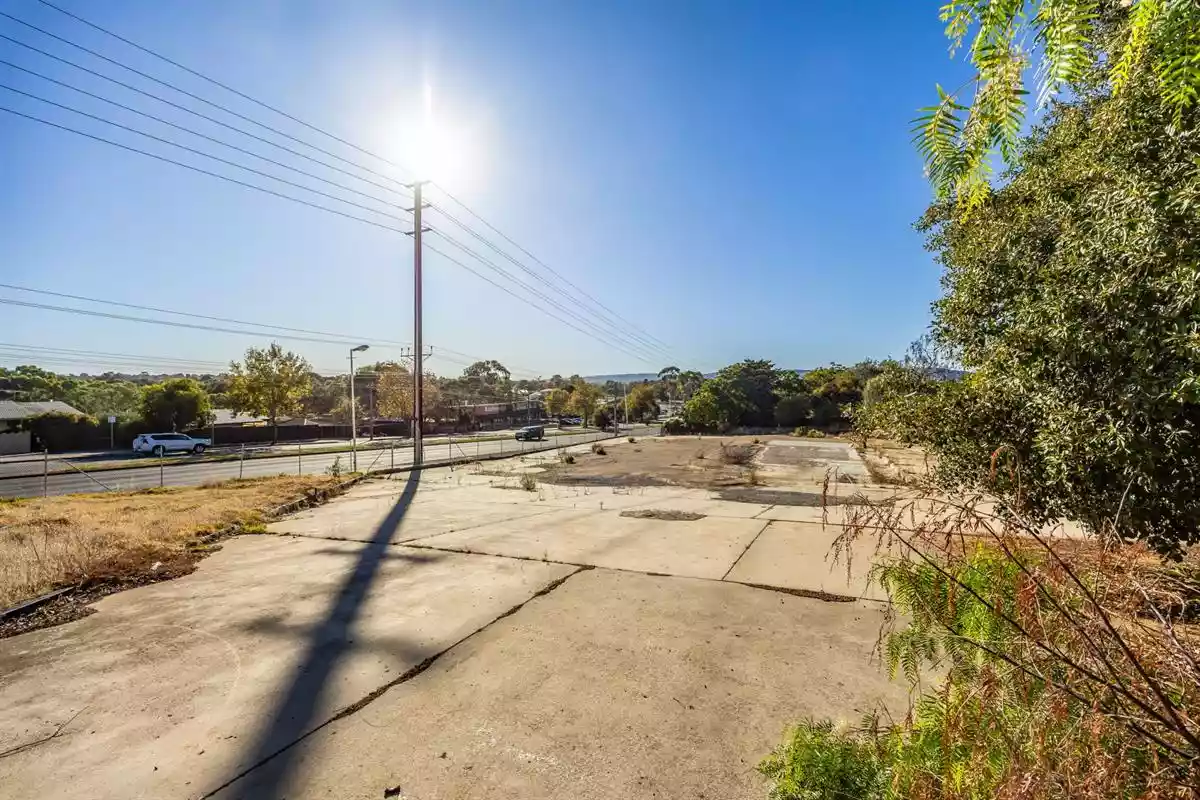 846-848 Grand Junction Road