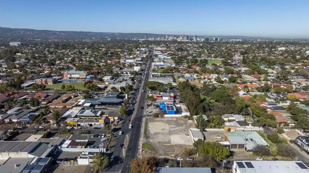 204-208 Main North Road