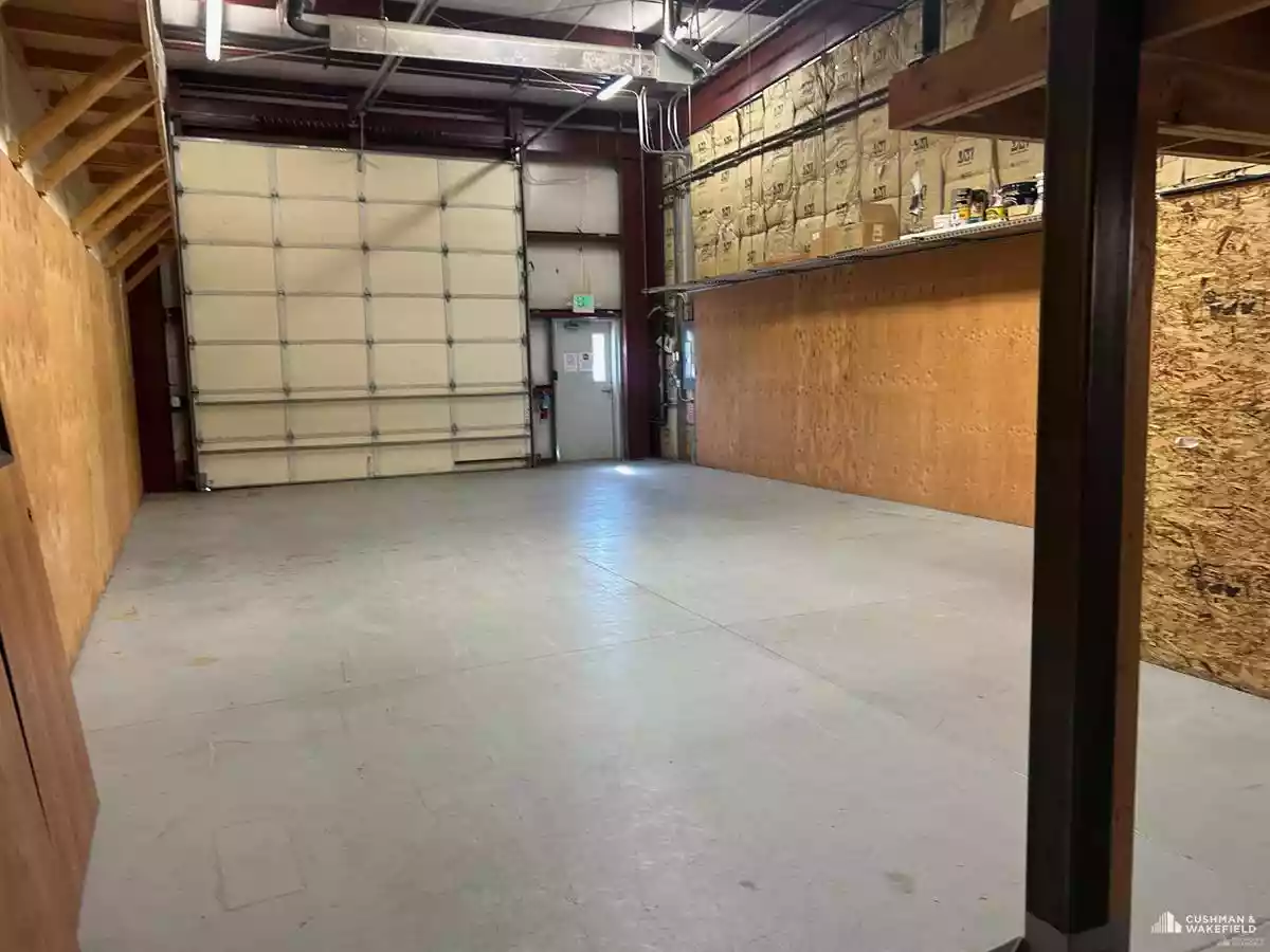 Windsor - Warehouse/Distribution