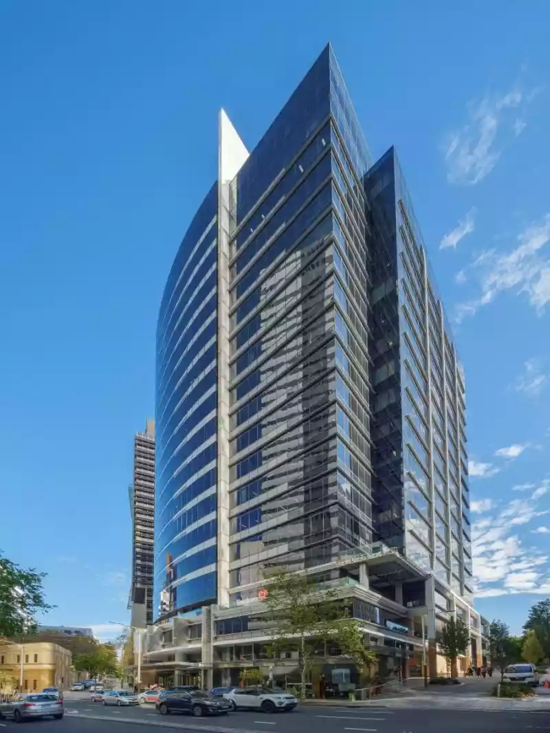 100 Pacific Highway