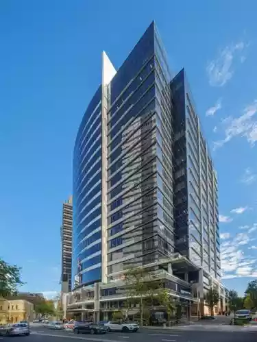 100 Pacific Highway