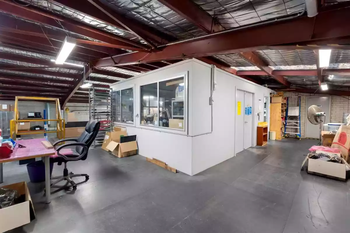 44 Adderley Street East