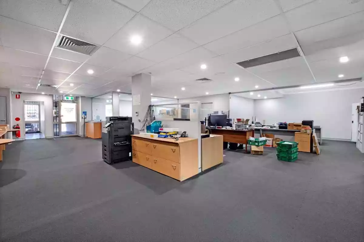 44 Adderley Street East