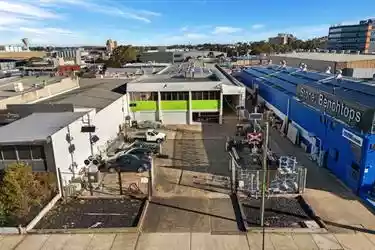 44 Adderley Street East