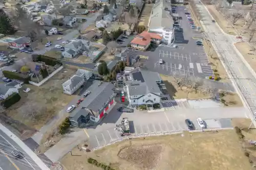 499 E Main Rd Middletown Aerial View