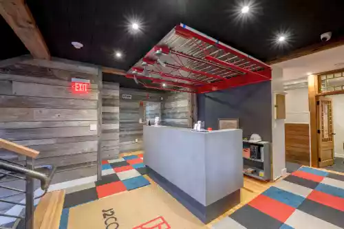 499 E Main Rd Middletown Restaurant