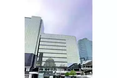 Maneeya Centre