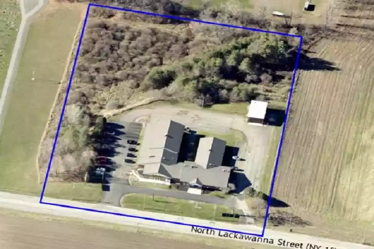 A1-303 Lackawanna Street North