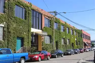 Oakland - Office