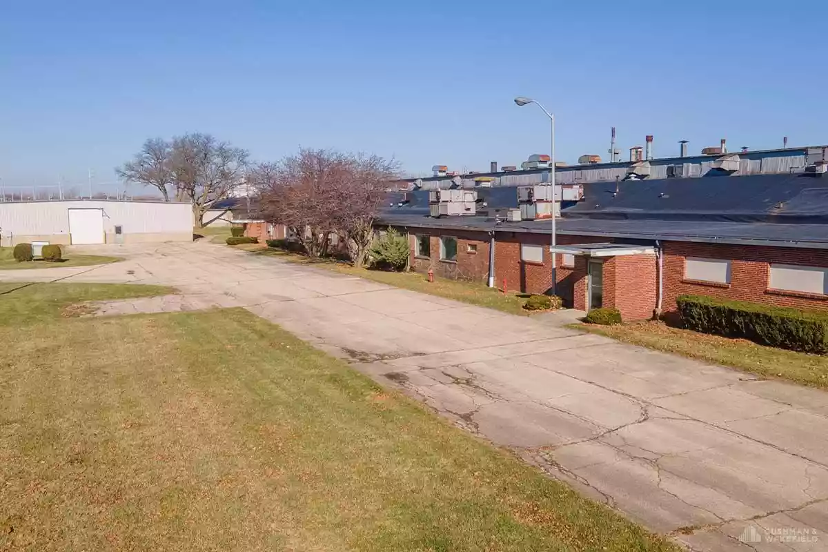 DeKalb - Manufacturing