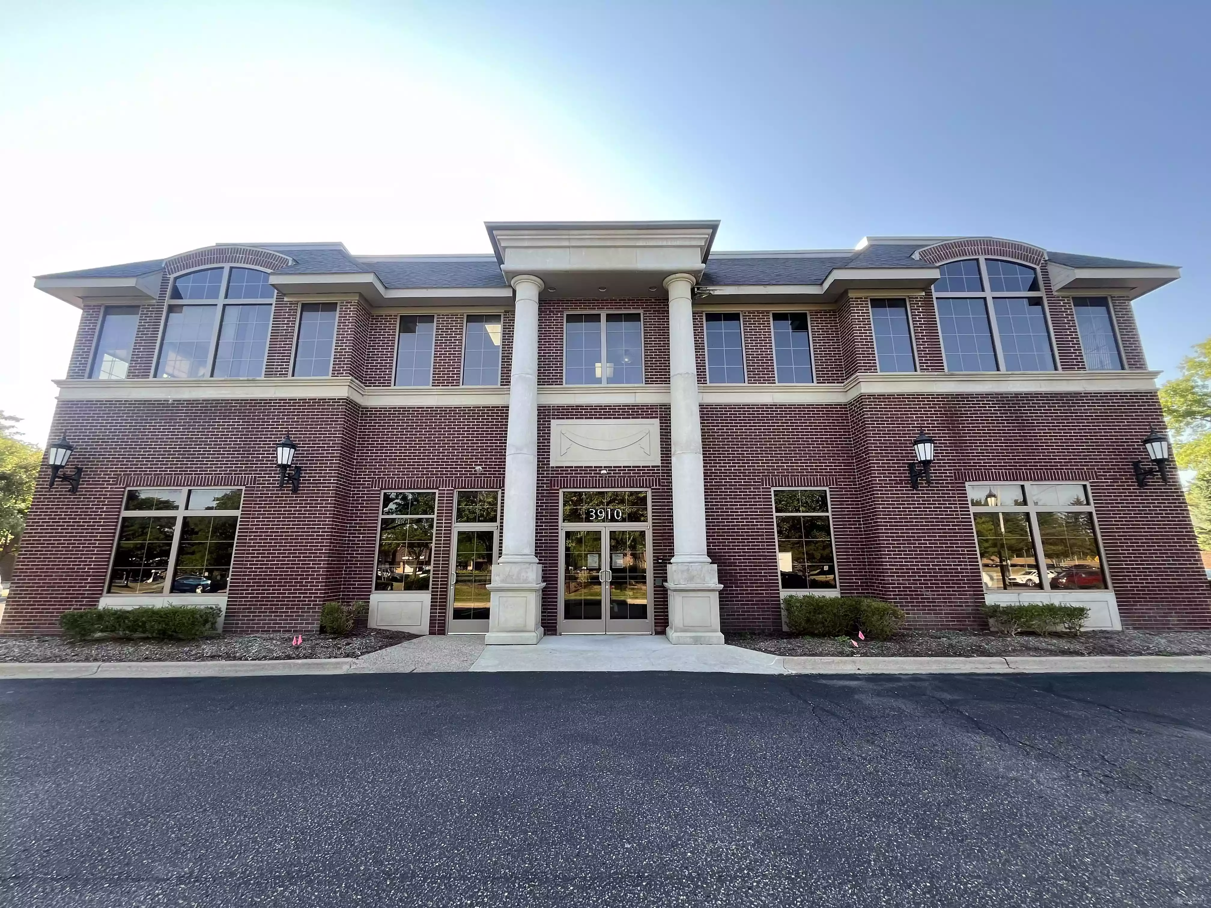 Bloomfield Hills - Office