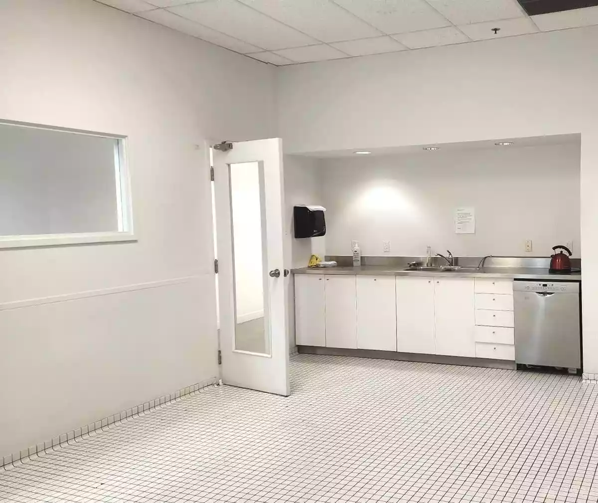 North York - Warehouse/Distribution