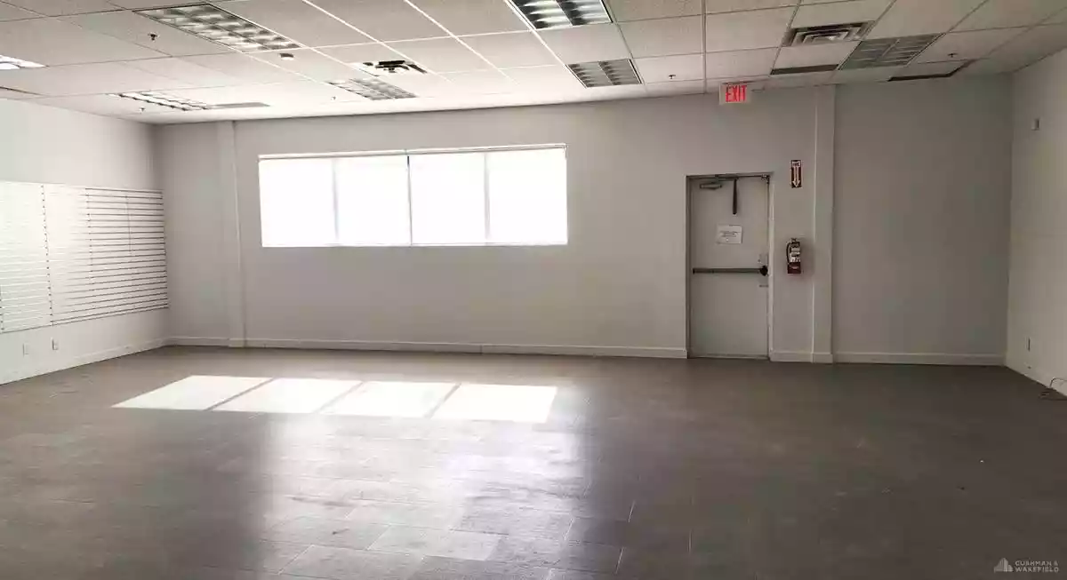 North York - Warehouse/Distribution