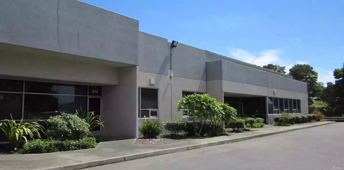 Oakland - Manufacturing