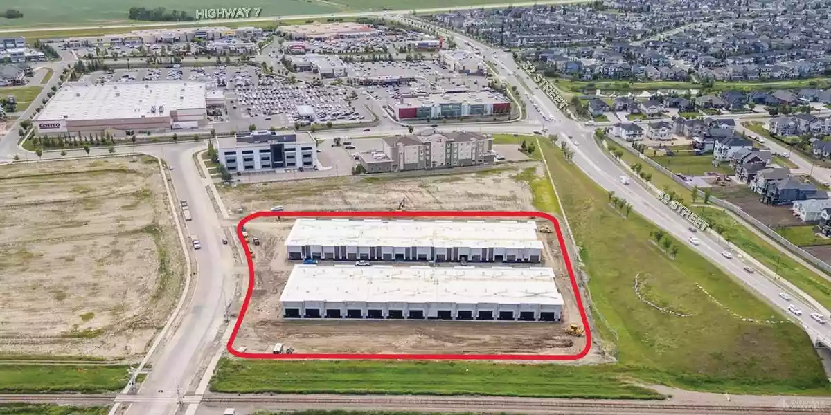 Okotoks - Warehouse/Distribution