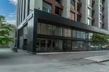 Montreal - Commercial