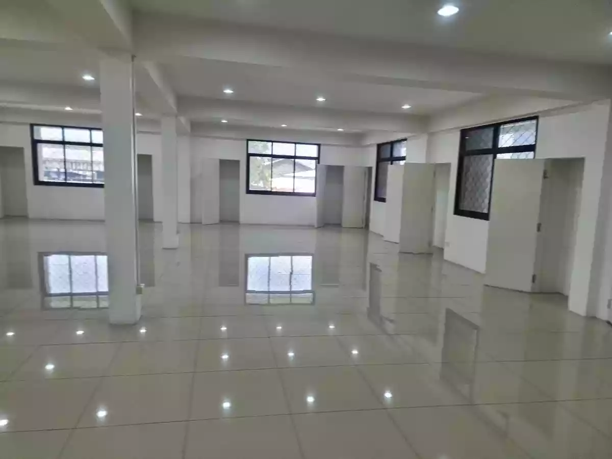 3,800 sq.m. Warehouse with Office for Lease Near Suvarnabhumi Airport, Samut Prakan