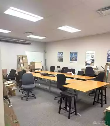 Burnaby - Warehouse/Distribution