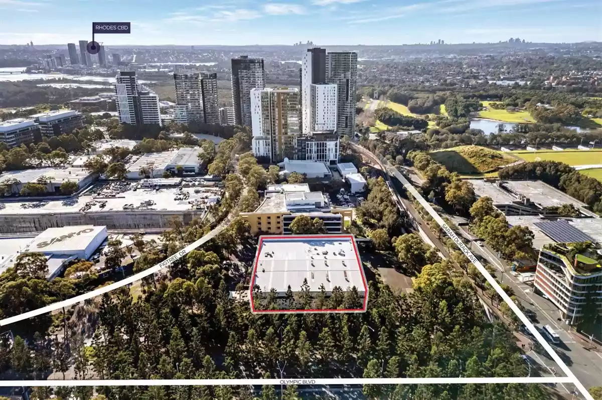 8 Figtree Drive