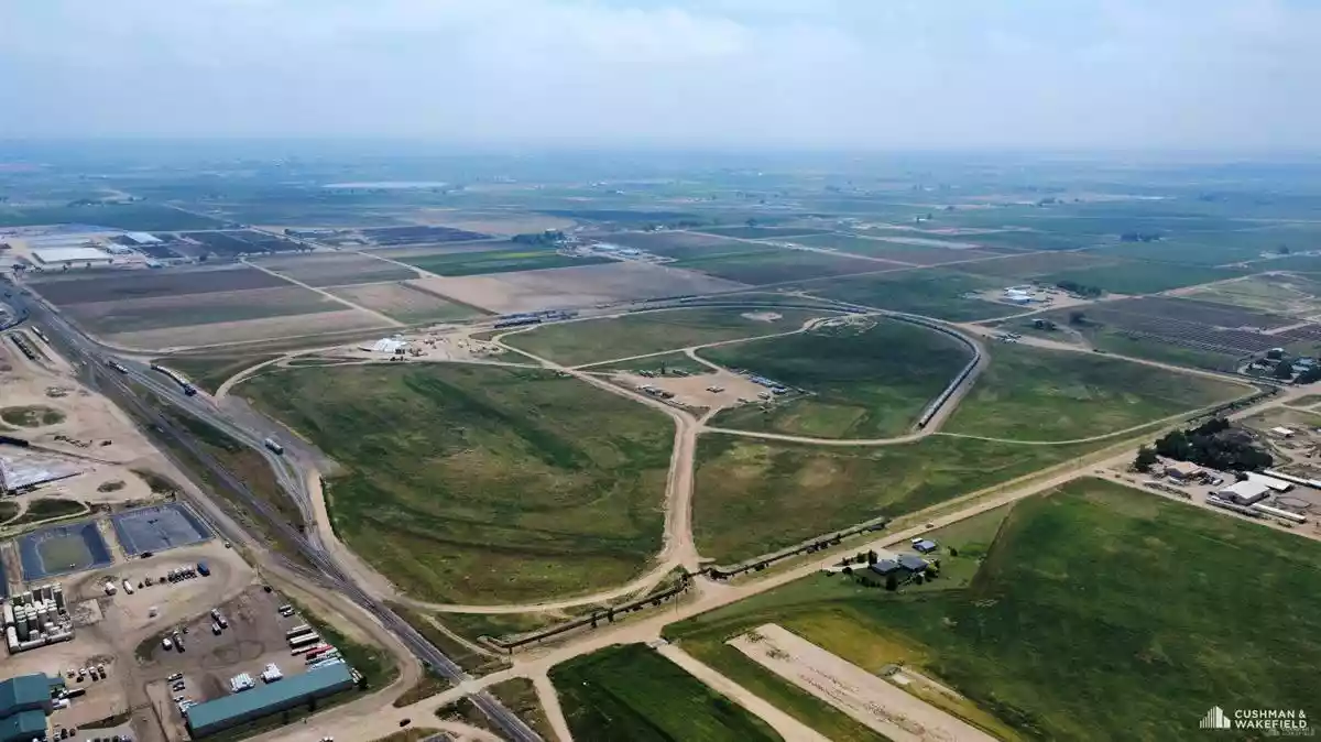 LaSalle - Land