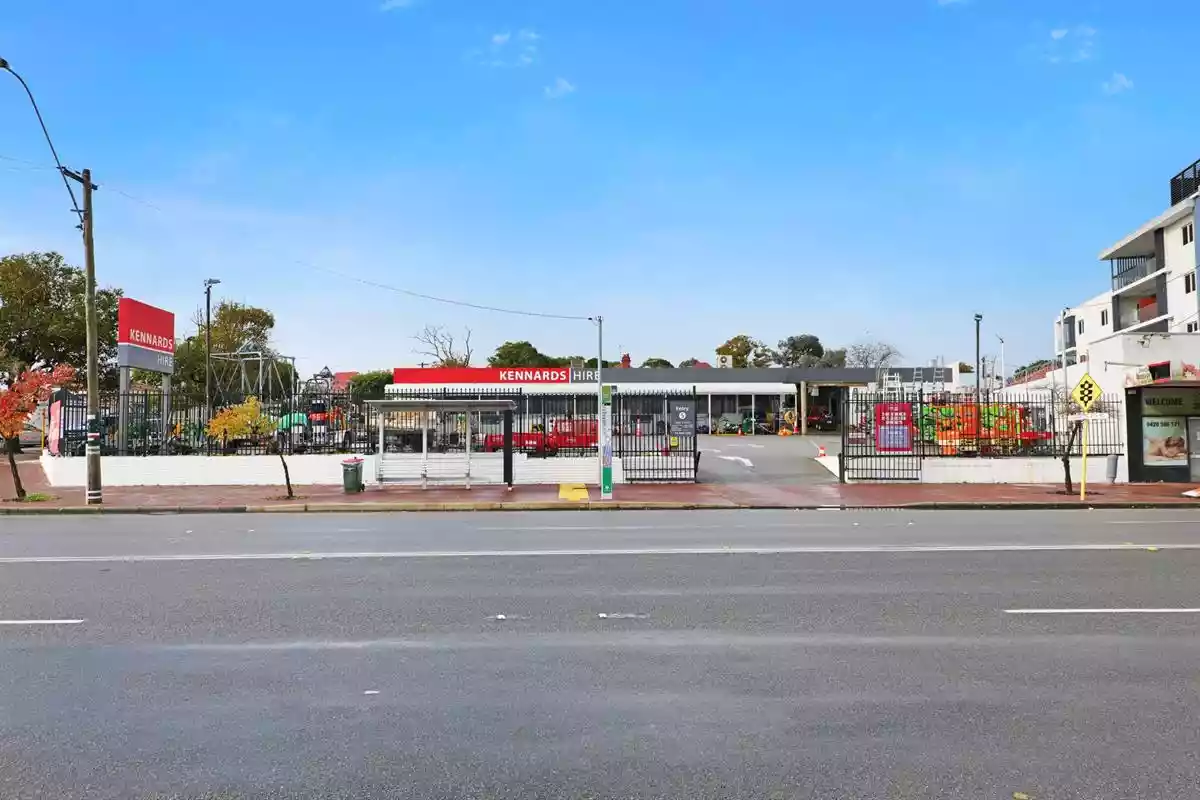 368-372 Charles Street